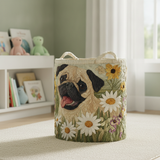 Pug in Margrieten Wasmand